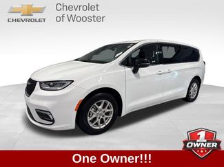 Used 2025 Chrysler Pacifica Select FWD 360° Tour