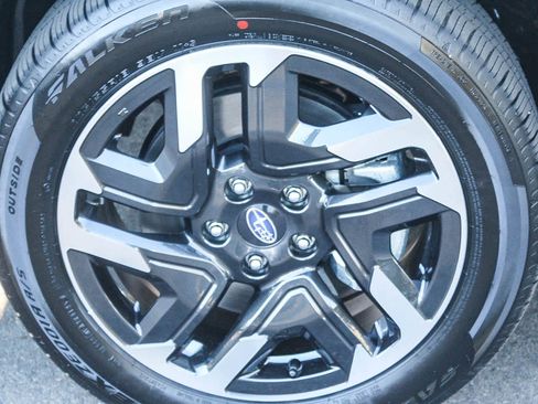 New 2025 Subaru Forester Limited image 10