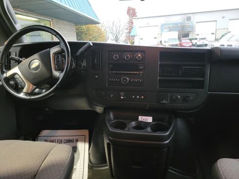Used 2017 Chevrolet Express 3500 LT w/ LT Preferred Equipment Group image 34