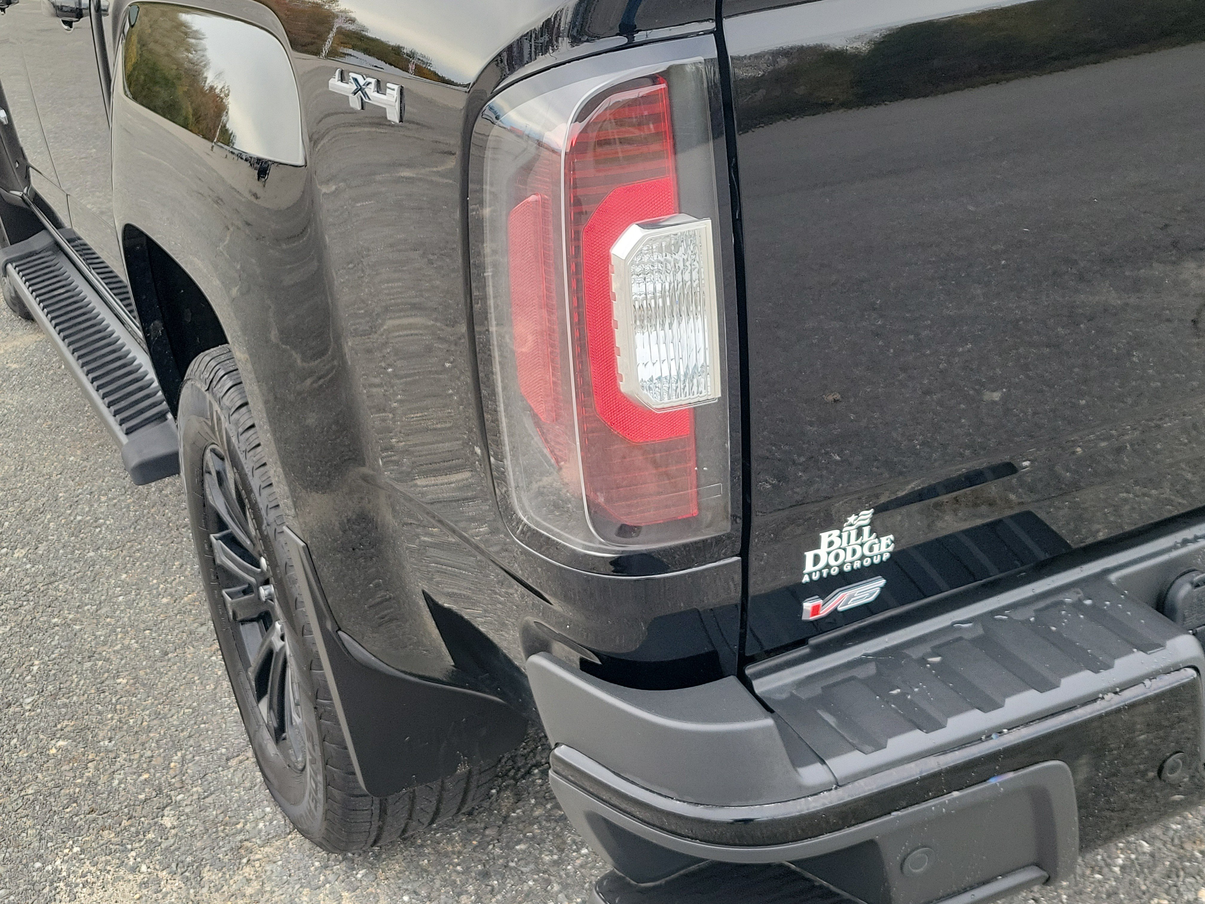 Used 2021 GMC Canyon Elevation w/ High Elevation Package AWD/4WD image 11