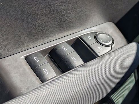 New 2025 Chevrolet Colorado Z71 w/ Midnight Edition image 9