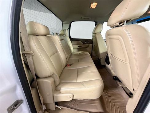 Used 2011 GMC Sierra 2500 SLT w/ SLT Convenience Package image 26