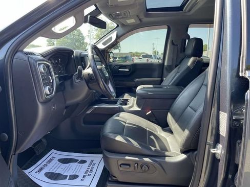 Used 2019 GMC Sierra 1500 SLT w/ SLT Premium Package AWD/4WD image 17