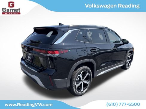 New 2025 Volkswagen Tiguan SE image 5