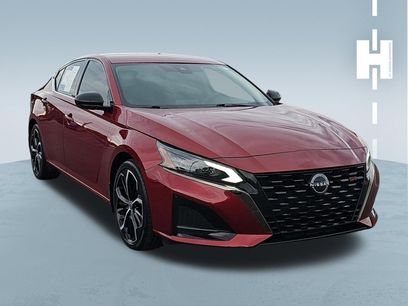 Used 2023 Nissan Altima 2.5 SR