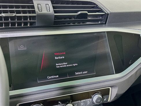 Used 2025 Audi Q3 2.0T Premium Plus image 13