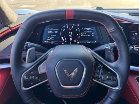 Used 2021 Chevrolet Corvette Stingray Premium Conv w/ Z51 Performance Package image 16