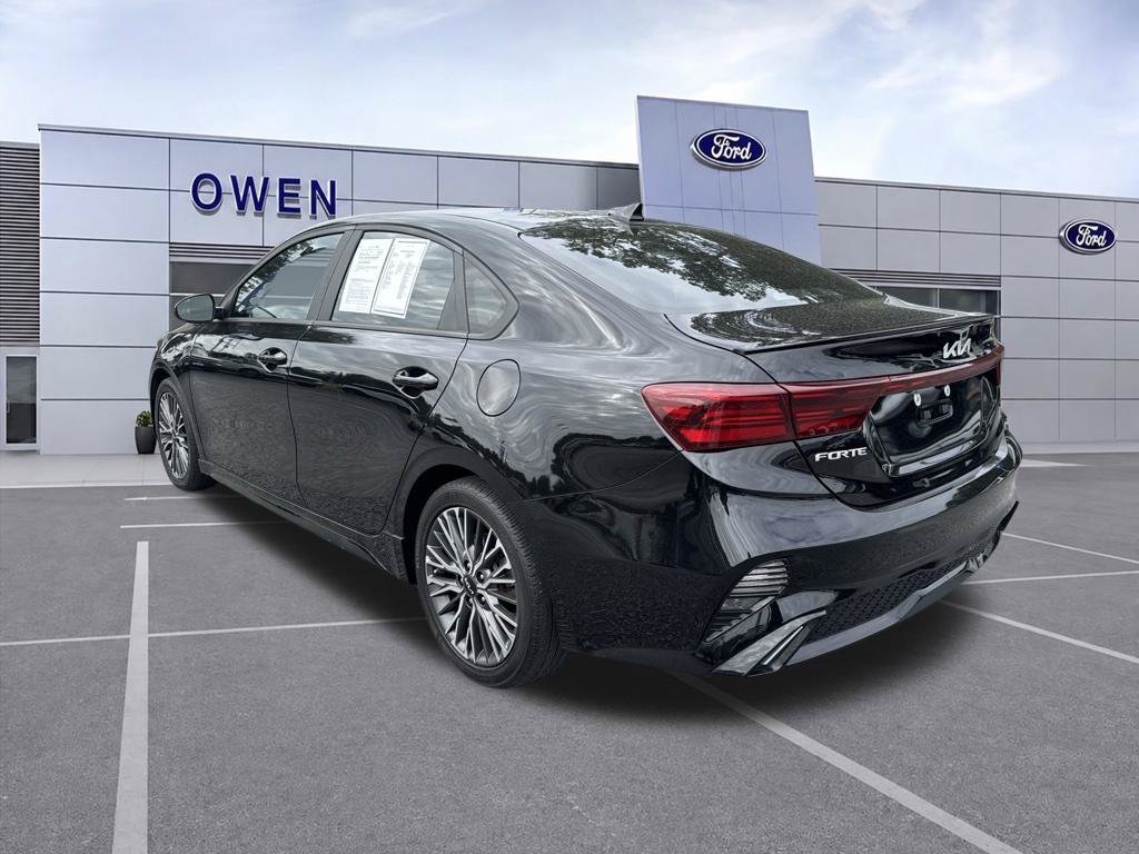 Used 2023 Kia Forte GT-Line w/ GT-Line Technology Package FWD image 3