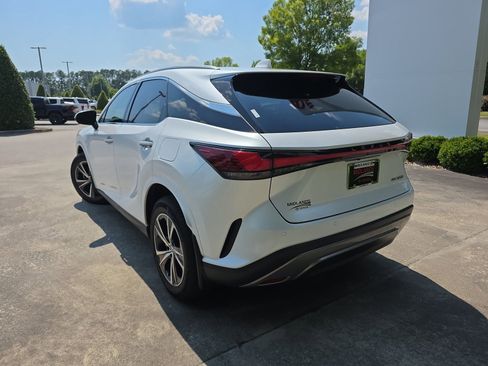 Used 2023 Lexus RX 350 Premium w/ Accessory Package (Z1) FWD image 5