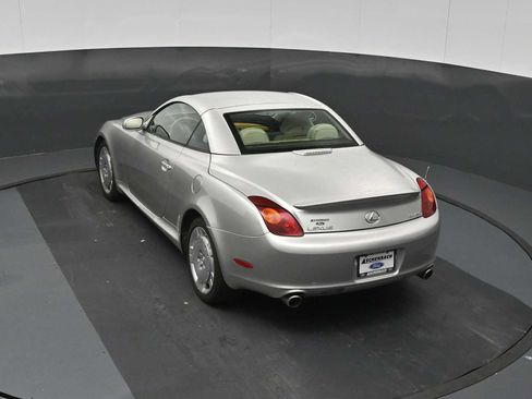 Used 2003 Lexus SC 430 Convertible RWD image 40
