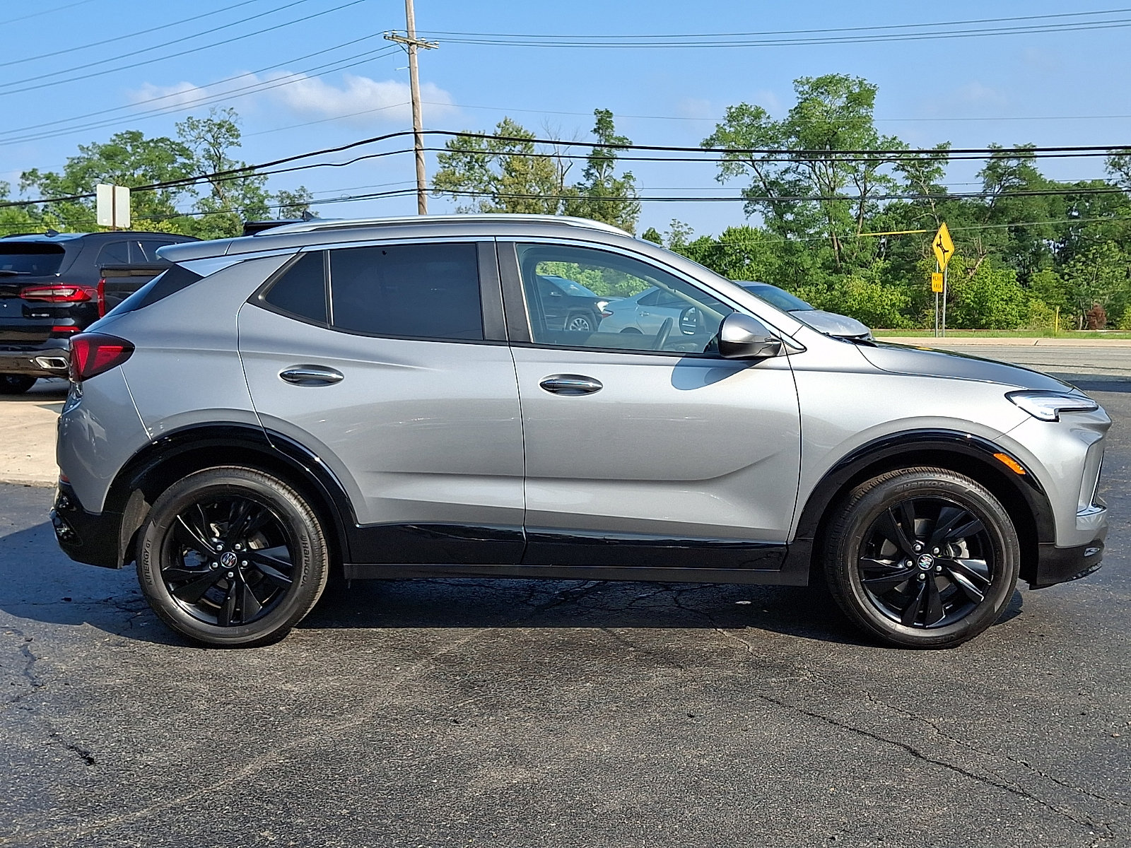 Used 2024 Buick Encore GX Sport Touring w/ Comfort Package FWD image 7