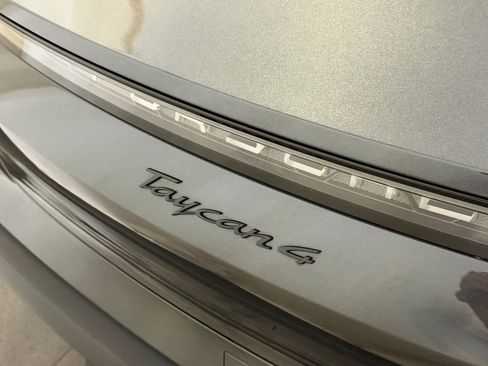 Certified 2025 Porsche Taycan AWD/4WD image 25