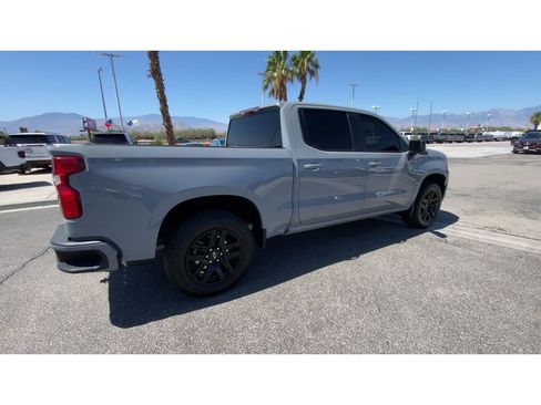Used 2024 Chevrolet Silverado 1500 RST w/ Z71 Off-Road Package AWD/4WD image 8