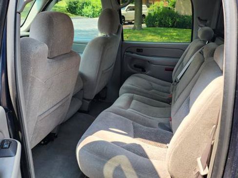 Used 2006 Chevrolet Avalanche Z66 w/ Preferred Equipment Group RWD image 16