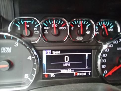 Used 2015 Chevrolet Silverado 2500 LT AWD/4WD image 7