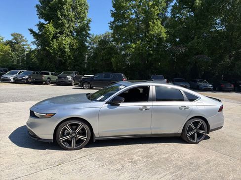 Certified 2025 Honda Accord Sport image 7
