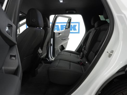 New 2026 Chevrolet Equinox LT image 30