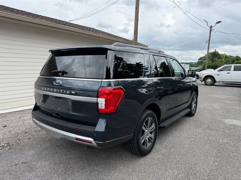 Used 2024 Ford Expedition XLT RWD image 10