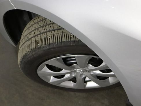Used 2025 Toyota Corolla LE FWD image 32