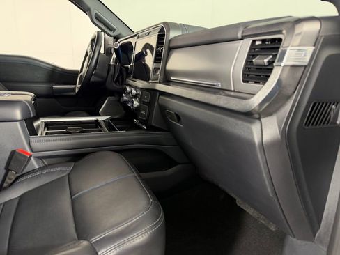 Used 2025 Ford F350 Platinum AWD/4WD image 34