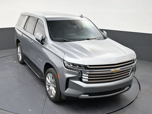 Used 2024 Chevrolet Tahoe High Country RWD image 18