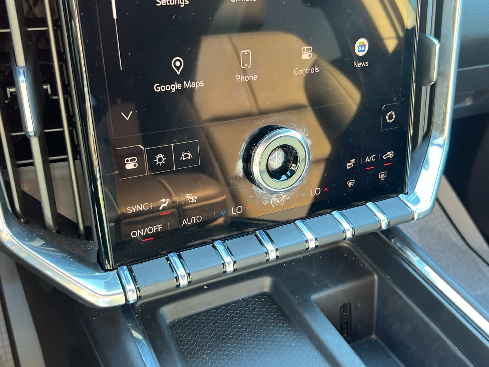 Used 2026 GMC Acadia Elevation w/ Elevation Premium Package FWD image 22