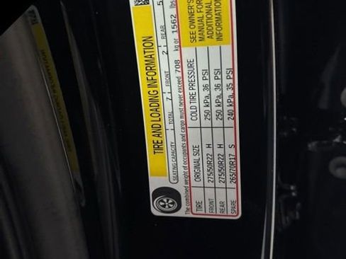 Certified 2022 Chevrolet Tahoe LT w/ Luxury Package AWD/4WD image 43