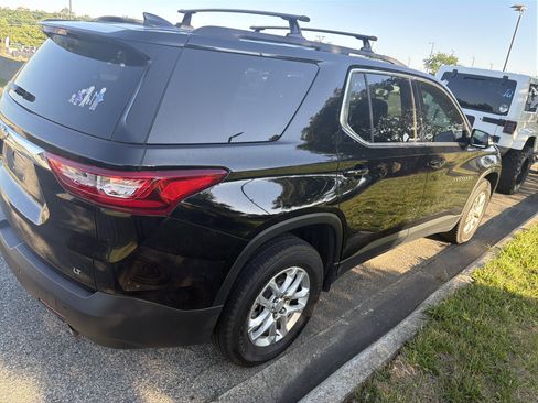 Used 2020 Chevrolet Traverse LT FWD image 10