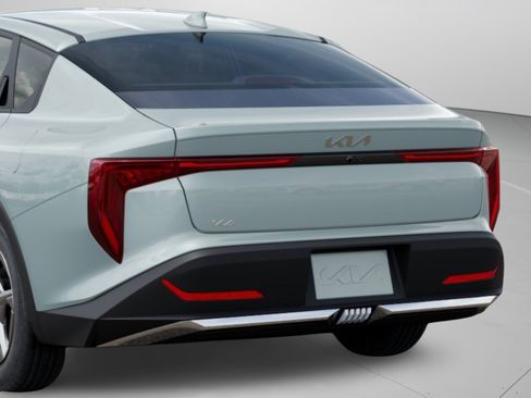 New 2026 Kia K4 FWD image 6