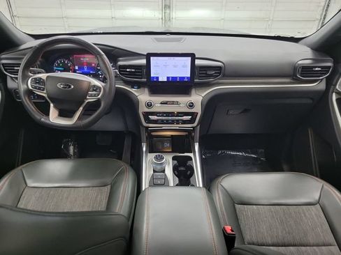 Used 2023 Ford Explorer Timberline w/ Timberline Technology Package AWD/4WD image 13