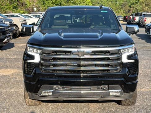 New 2026 Chevrolet Silverado 1500 High Country AWD/4WD image 2