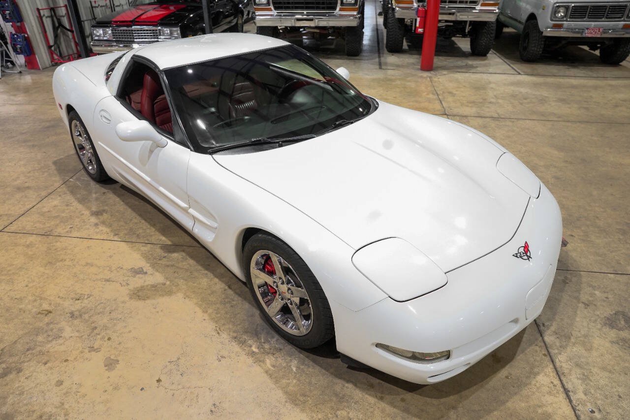 Used 1998 Chevrolet Corvette Coupe w/ Memory Pkg RWD image 14