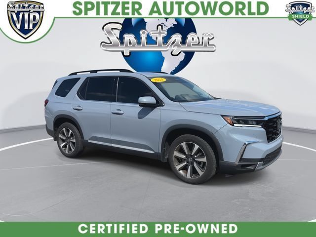 Used 2025 Honda Pilot Elite image 2