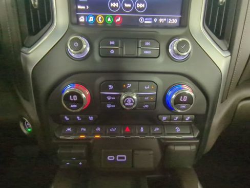 Used 2021 GMC Sierra 1500 SLT w/ SLT Premium Plus Package AWD/4WD image 24