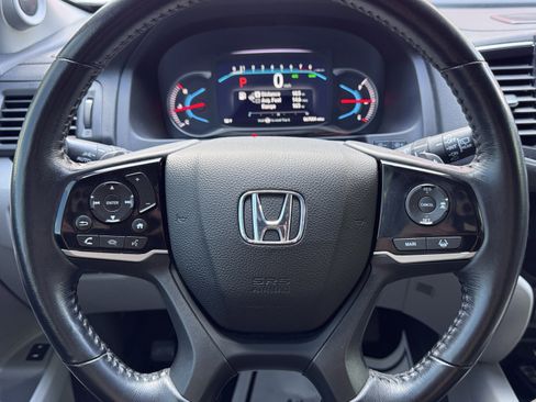 Used 2021 Honda Pilot Touring image 34