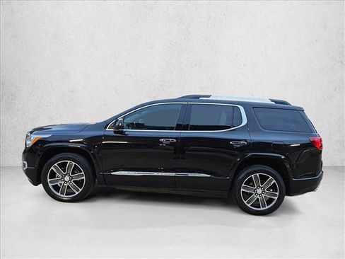 Used 2019 GMC Acadia Denali w/ Technology Package FWD image 8