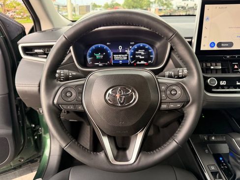 Used 2026 Toyota Corolla Cross XLE w/ Convenience Package AWD/4WD image 13