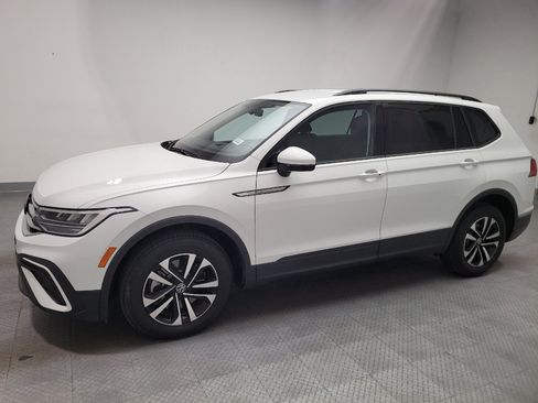 Used 2023 Volkswagen Tiguan S FWD image 2