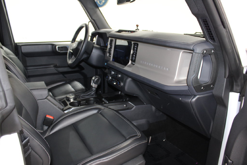 Used 2025 Ford Bronco Outer Banks AWD/4WD image 22