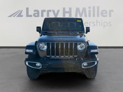 Used 2023 Jeep Gladiator Sport w/ Trailer Tow Package image 8