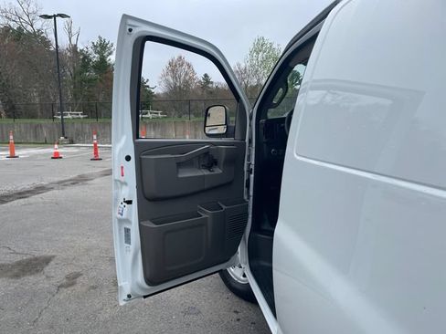 Certified 2025 Chevrolet Express 2500 Extended w/ Communications Package RWD image 17