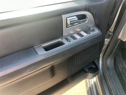 Used 2017 Ford Expedition EL XLT w/ Equipment Group 202A image 11