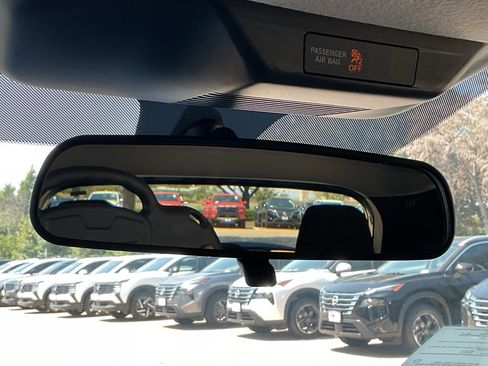 New 2026 Nissan Kicks SV image 28