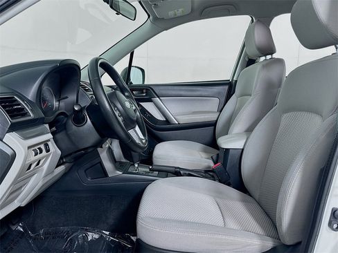 Used 2018 Subaru Forester 2.5i image 10