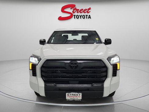 Used 2025 Toyota Tundra SR5 AWD/4WD image 6