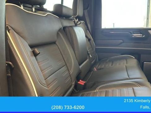 Used 2025 GMC Sierra 2500 AT4X AWD/4WD image 52