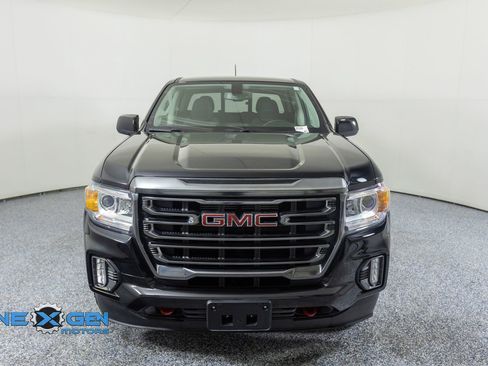 Used 2022 GMC Canyon AT4 AWD/4WD image 2