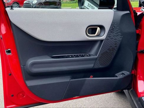 Certified 2025 MINI Cooper S FWD image 25
