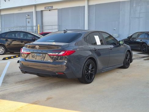 Certified 2025 Toyota Camry SE w/ Convenience Package FWD image 5