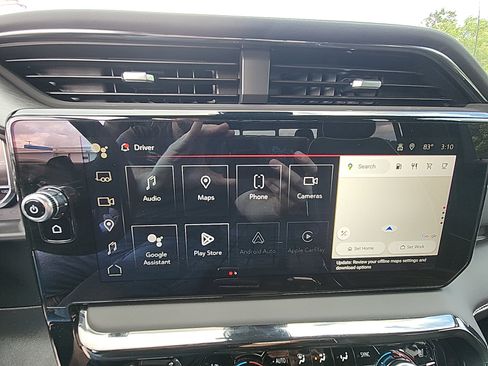 Used 2024 GMC Sierra 1500 AT4X image 23